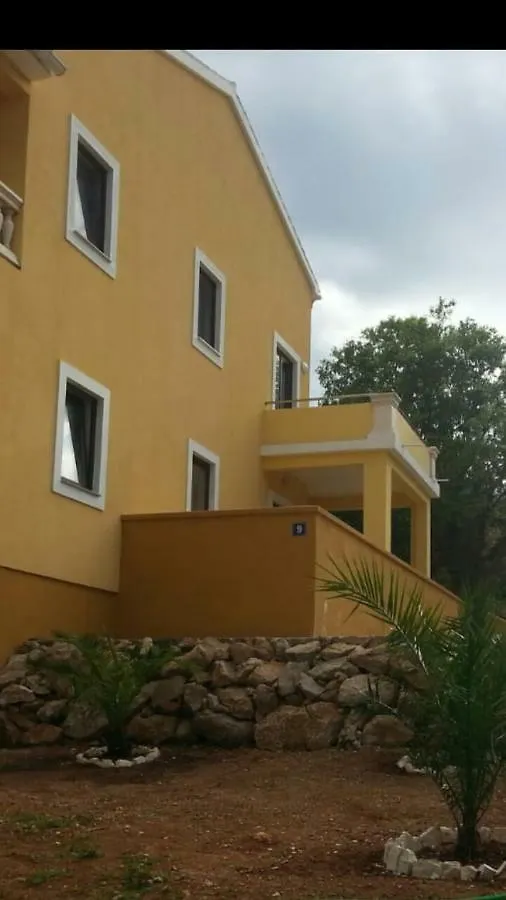 Galboka Nine Apartment Nerezine